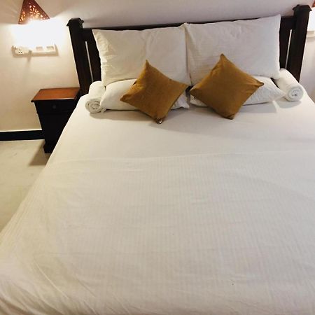 Holaa Mirissa Hotel Kültér fotó